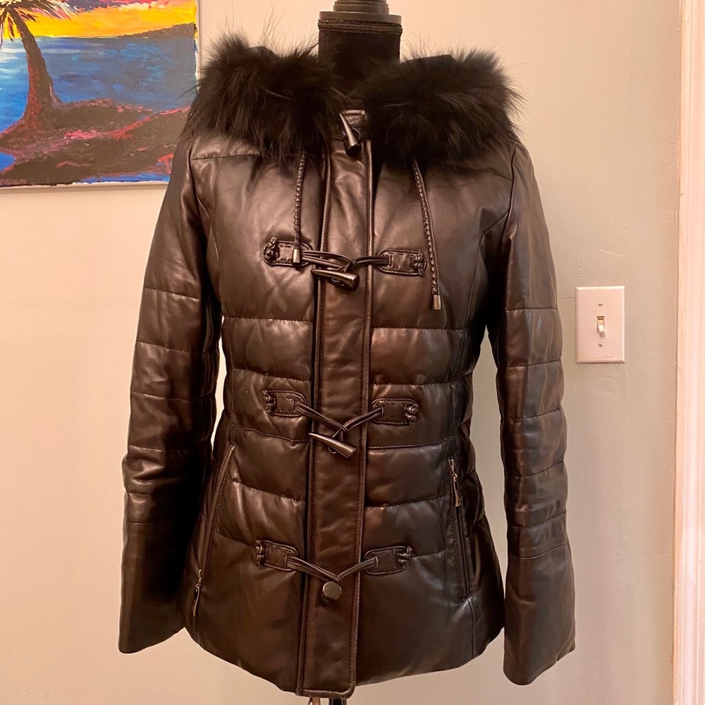Leather Italian down coat with real fur.